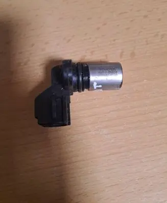 Toyota Corolla Verso AR10 Camshaft position sensor 9091905029 0296000740