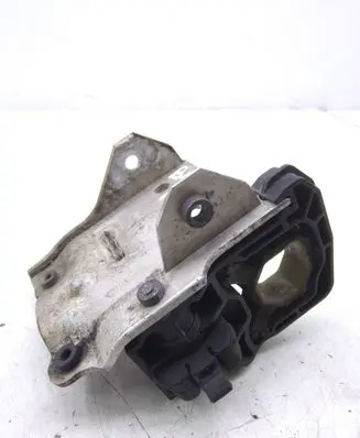 BMW 5 F10 F11 Radiator mount bracket 718651309
