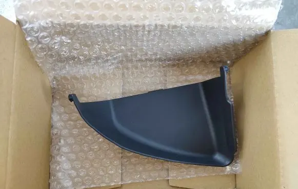 Porsche Macan (95B) Air flow deflector 95b121674b1e0