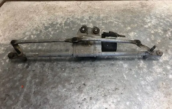 Front wiper linkage and motor