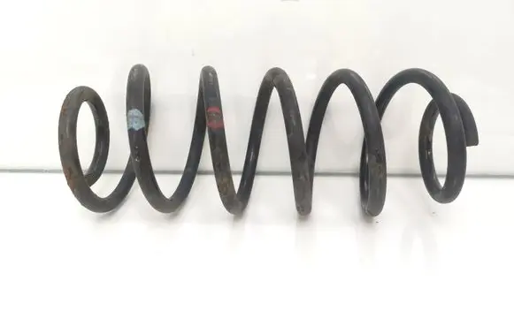 Toyota Auris 150 Rear coil spring