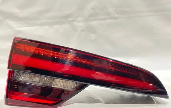 Audi A4 S4 B9 Tailgate rear/tail lights 8W9945093B 81519005