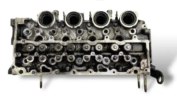 Peugeot 207 Engine head B142018 8HZ