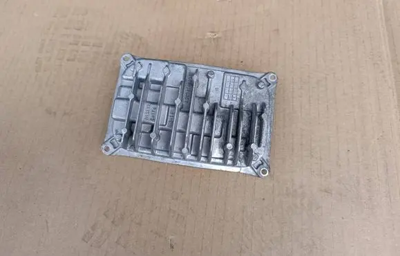 Mercedes-Benz CLS C218 X218 LED ballast control module A2189007306 A2189012501