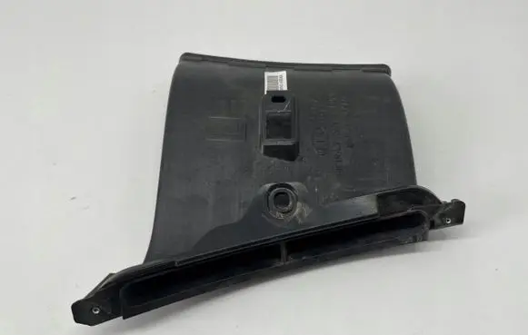 KIA Stonic Intercooler air channel guide H8KA0