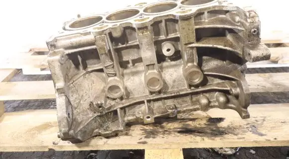 Hyundai i30 Engine block G4FA