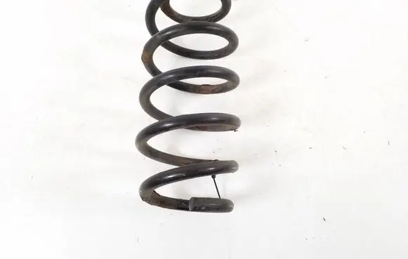 Toyota Avensis T270 Rear coil spring 48231-05460