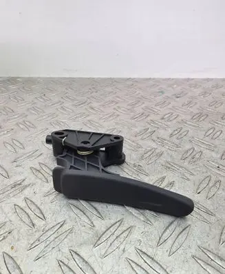 Peugeot 508 Engine bonnet (hood) release handle 