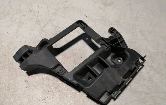 Audi A6 S6 C7 4G Rear bumper mounting bracket 4G9807393