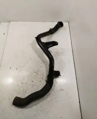 Volvo V70 Air intake hose/pipe
