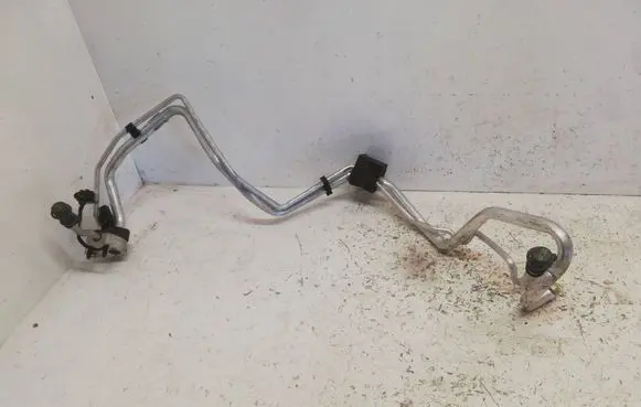 Volvo XC60 Air conditioning (A/C) pipe/hose