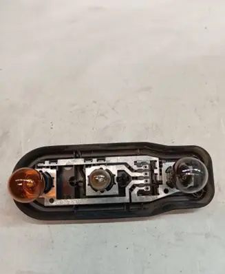 BMW 5 E39 Tail light bulb cover holder 3599464