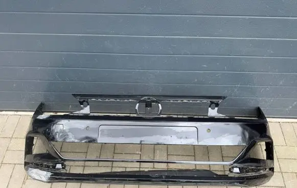 Volkswagen Polo VI Front bumper 2G0807221