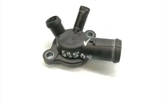 Audi A6 C7 Engine coolant pipe/hose 04L121131AD