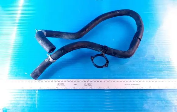 Toyota Sienna XL40 IV Engine coolant pipe/hose