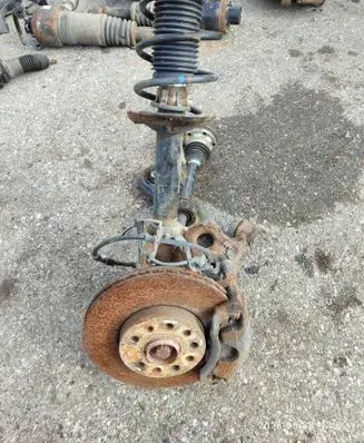 Volkswagen Golf VII Front wheel hub spindle knuckle 5QE407272C