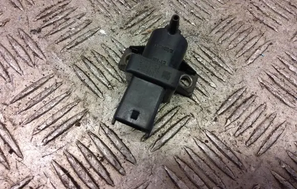 Chevrolet Captiva Vacuum valve 25183381