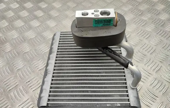 Air conditioning (A/C) radiator (interior)