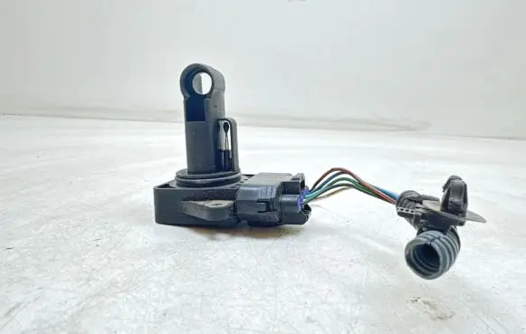 Toyota RAV 4 (XA30) Mass air flow meter 2220430010 1974002110