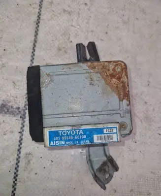 Toyota Land Cruiser (HDJ90) ABS control unit/module 8954060100