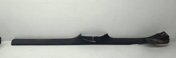 Volkswagen PASSAT B6 Front sill trim cover 3C0853370