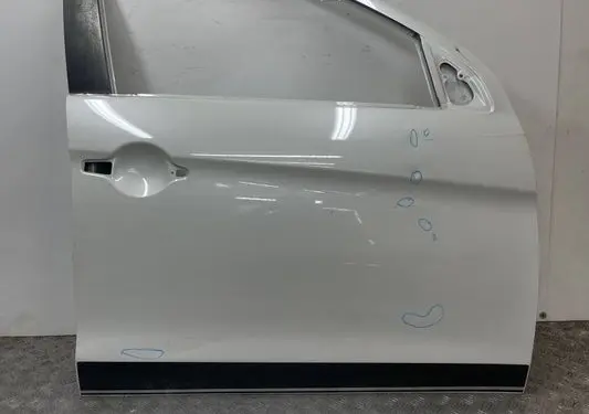 Mitsubishi ASX Front door 