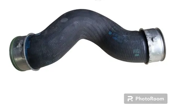 Volkswagen Transporter - Caravelle T5 Intercooler hose/pipe 7H0145709B