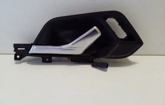 Audi Q3 F3 Front door interior handle 83A837020F