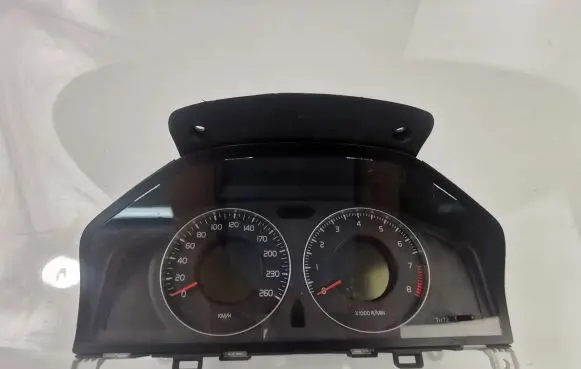 Volvo V70 Speedometer (instrument cluster) 31254534AA