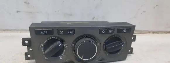 Opel Antara Climate control unit 96850951