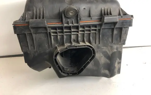 Volkswagen Sharan Air filter box