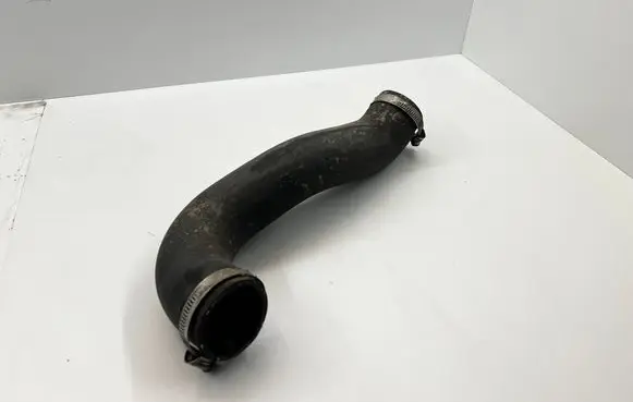 Volkswagen Touareg II Intercooler hose/pipe 7P0145737D