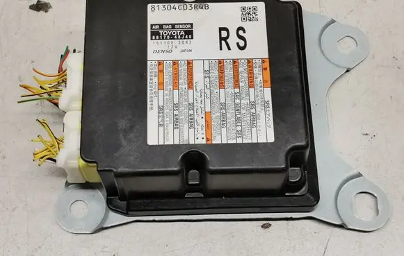 Lexus RX V Airbag control unit/module 8917048J40