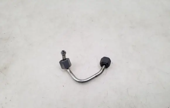 Citroen C5 Fuel injector supply line/pipe 
