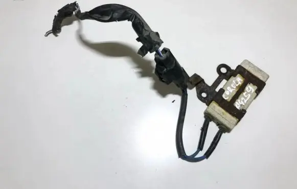 Coolant fan relay