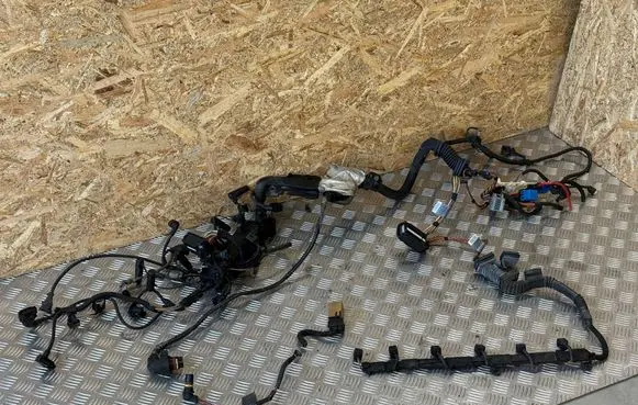 BMW 5 E60 E61 Engine installation wiring loom 7796109 779610905 7796101