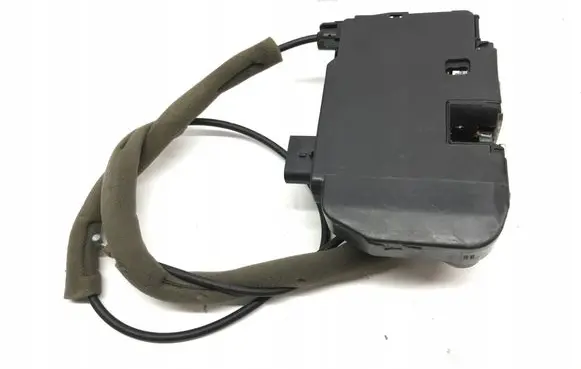 Loading door lock