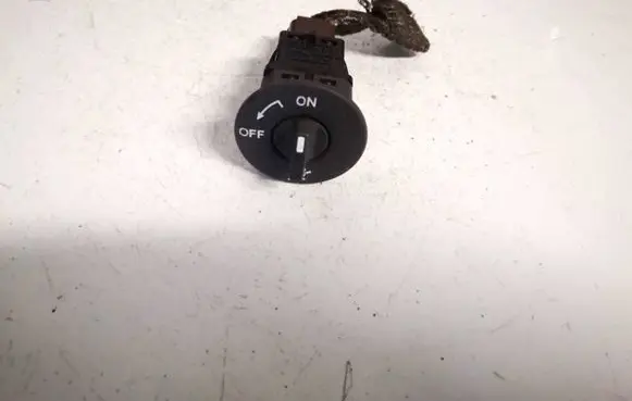 Passenger airbag on/off switch