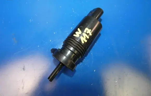 Mercedes-Benz CLA C117 X117 W117 Windscreen/windshield washer pump