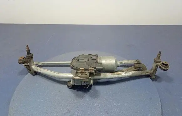 Front wiper linkage and motor