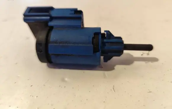 Volkswagen PASSAT B5.5 Brake pedal sensor switch 1J0927189 19322002 08926