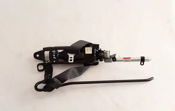 Volvo C30 Front seatbelt 30642223