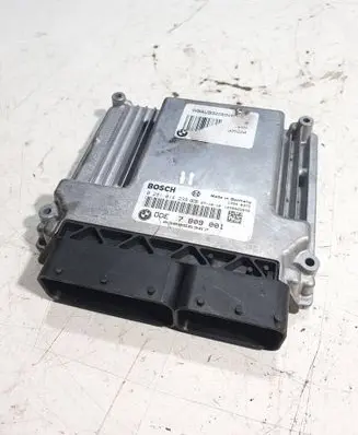 BMW 1 E81 E87 Engine control unit/module 0281014239 7809001 030056367