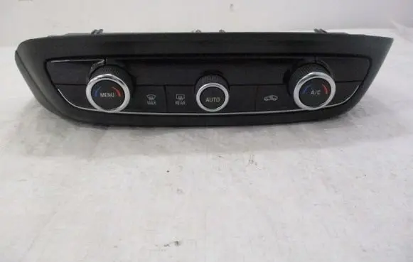 Opel Crossland X Climate control unit 39093050
