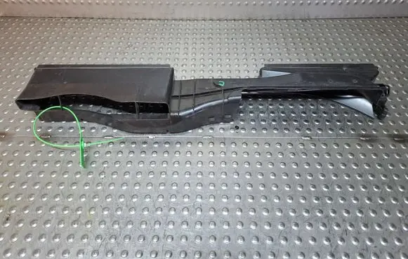 Volkswagen Golf VII Air intake duct part S18031041 5Q0129254B