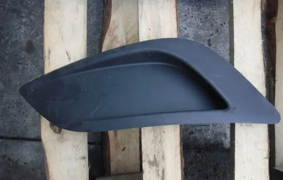 Ford Focus Front bumper lower grill 8M5119953BE