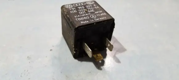 Volkswagen Golf IV Other relay 191953227A 4DB003750-64