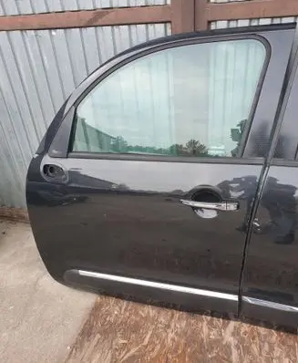 Citroen C3 Picasso Front door