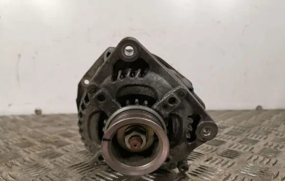 Honda CR-V Generator/alternator 1042101540