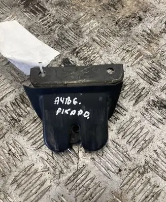 Audi A4 S4 B6 8E 8H Tailgate/trunk/boot lock/catch/latch